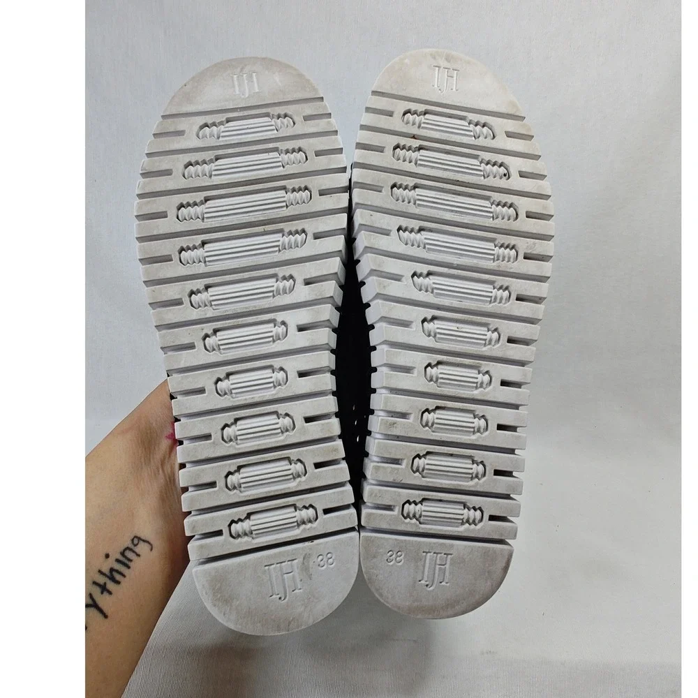 Ilse Jacobsen Tulip 139 Slip On Sneakers‎ 38 Black Laser Cut Scalloped Flats